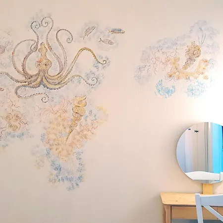 Sirens - Lithi Skopelos stad